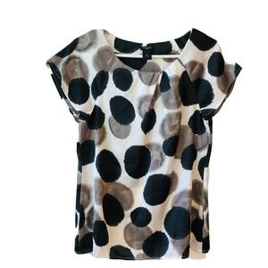 Ann Taylor blouse polka dot short sleeve.